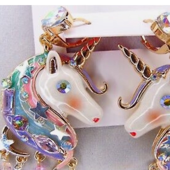 New  Betsey Johnson Unicorn Fringe Chandelier Earrings - Picture 11 of 15